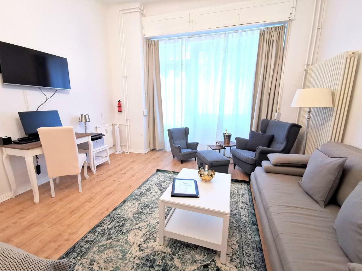 ברלין Kvh By Rockchair Apartments L Superhost Status L Boxspringbett Am Schloss Charlottenburg Welcomes You! מראה חיצוני תמונה